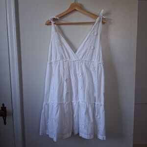 Loft Beach White Floral Embroidery Cotton Dress